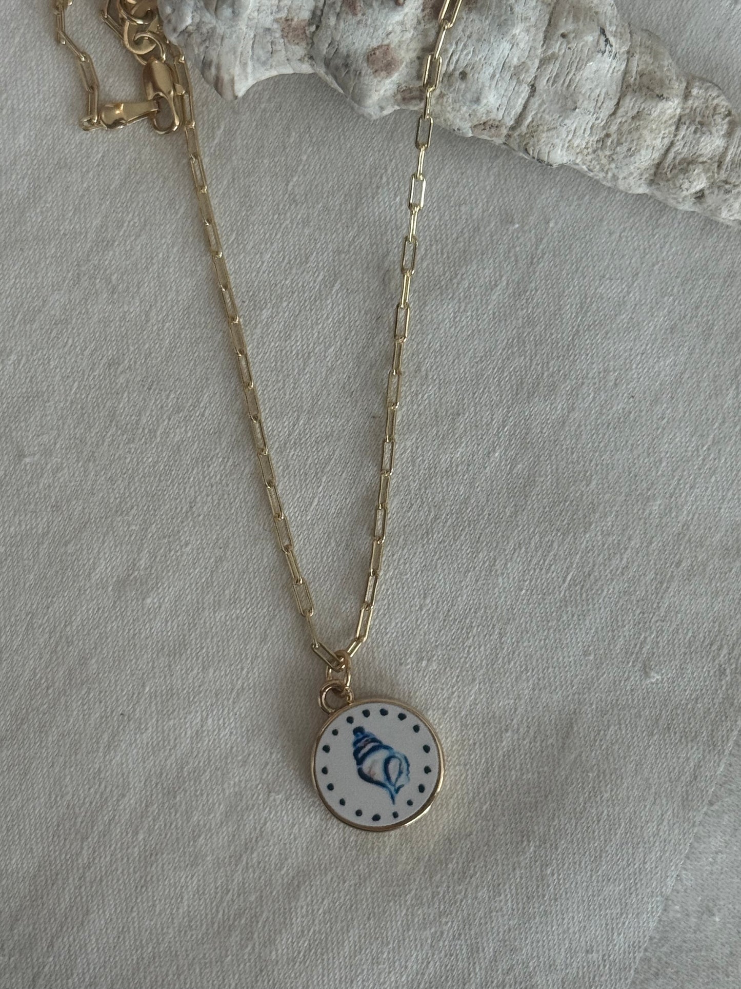 Capri Conch Necklace