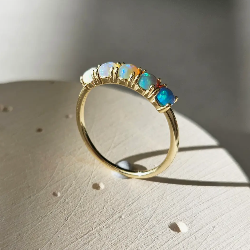 Petite Blue Ómbre Opal Ring