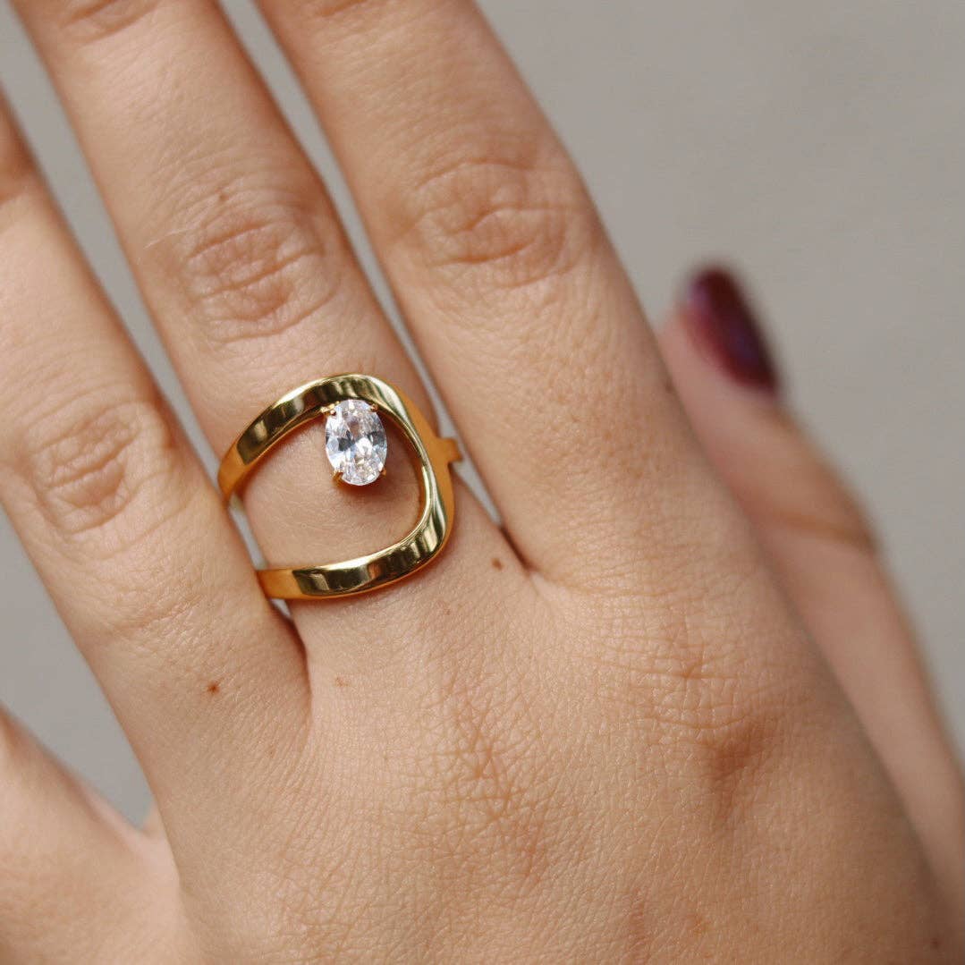 Dancer Ring