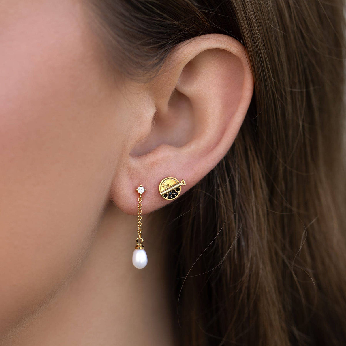 Caviar Studs